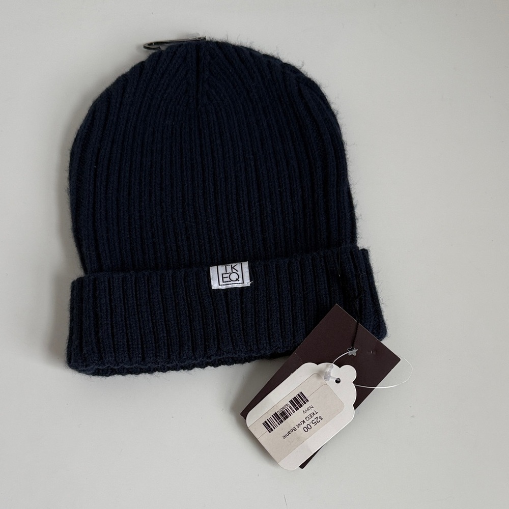 Navy Blue Knit Beanie NEW WITH TAGS